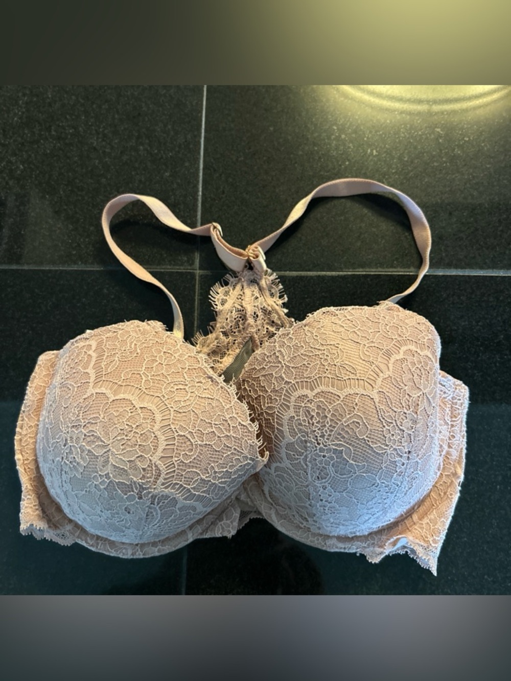 Victoria’s Secret Dream Angels Lightly Lined Demi Bra 32DDD Tan Lace Front Close